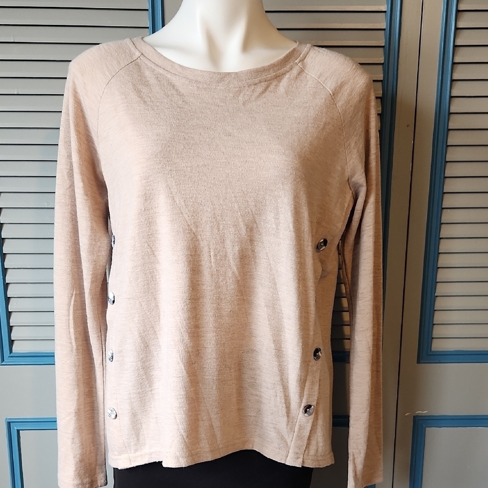 YA Los Angeles Neutral Button-Detail Top with Plaid Back Accent